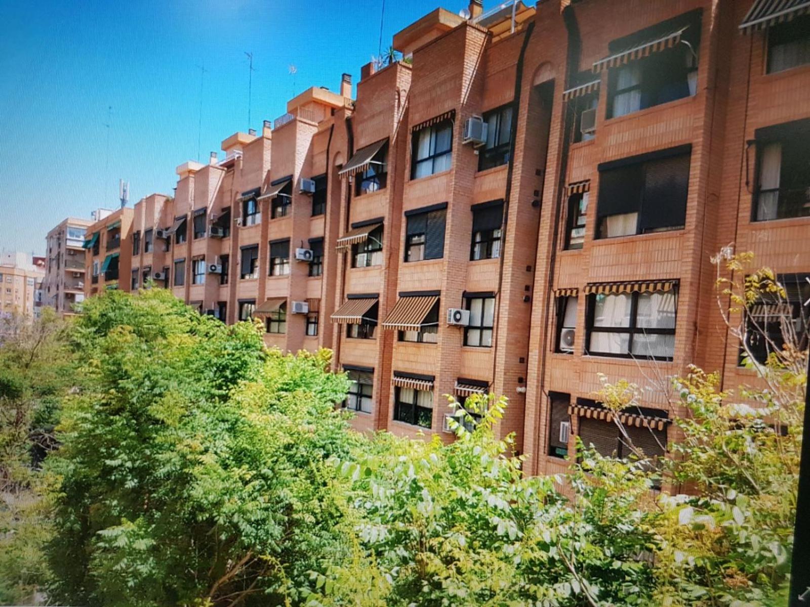 Apartamento Cerca De La Playa Y Ciudad De Las Ciencias Valencia Exterior foto